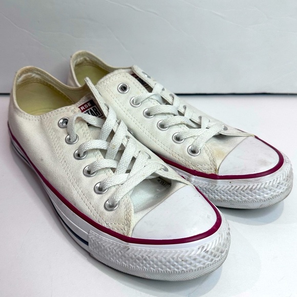 Converse Shoes - Women’s White Converse Chuck Taylor All Star Sneakers Sz.7